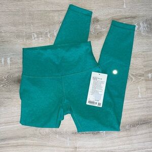 Lululemon wunder train HR tight 25”